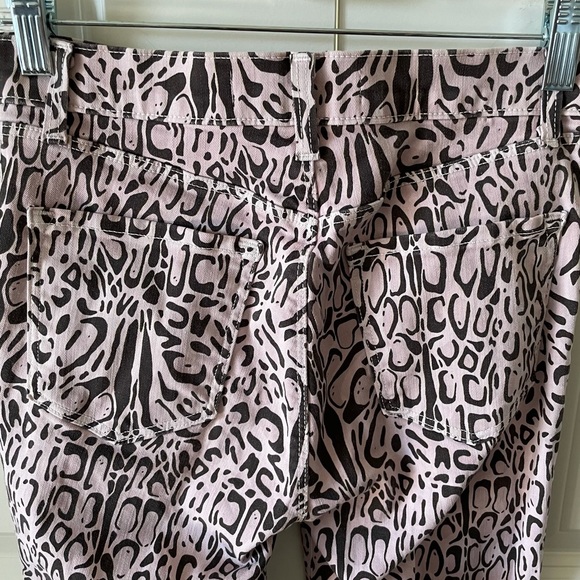 J Brand Alana Leopard Print High Rise Skinny Jean - Picture 3 of 16